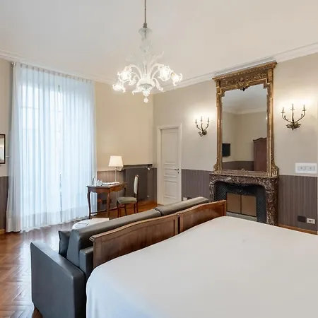 Hotel Roma E Rocca Cavour-3